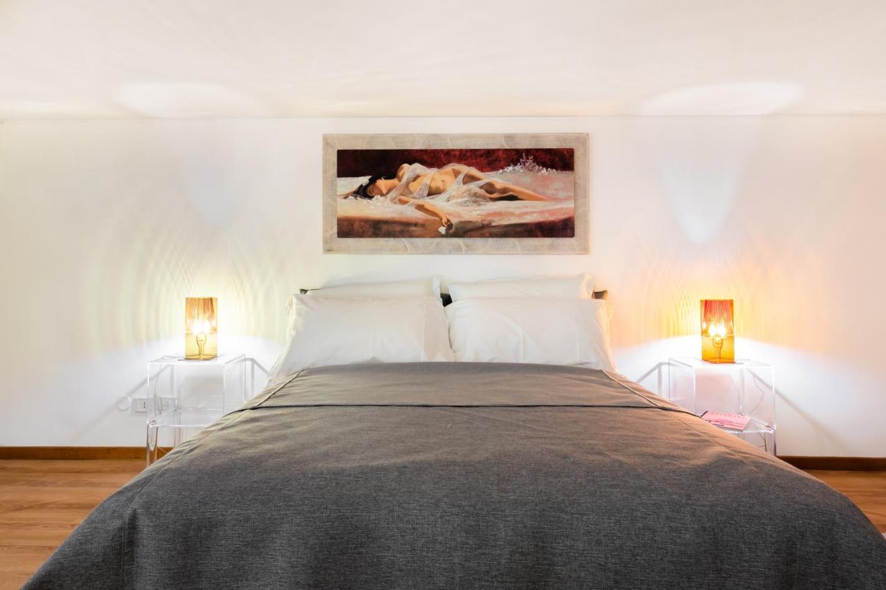 Apartament Rotonda 23 - Loft In Pantheon Rzym Zewnętrze zdjęcie