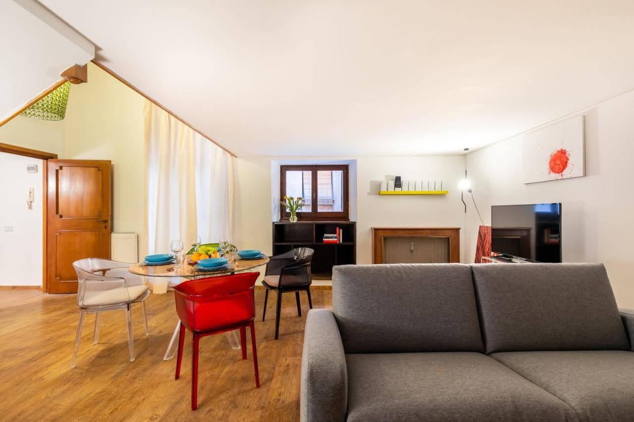 Apartament Rotonda 23 - Loft In Pantheon Rzym Zewnętrze zdjęcie